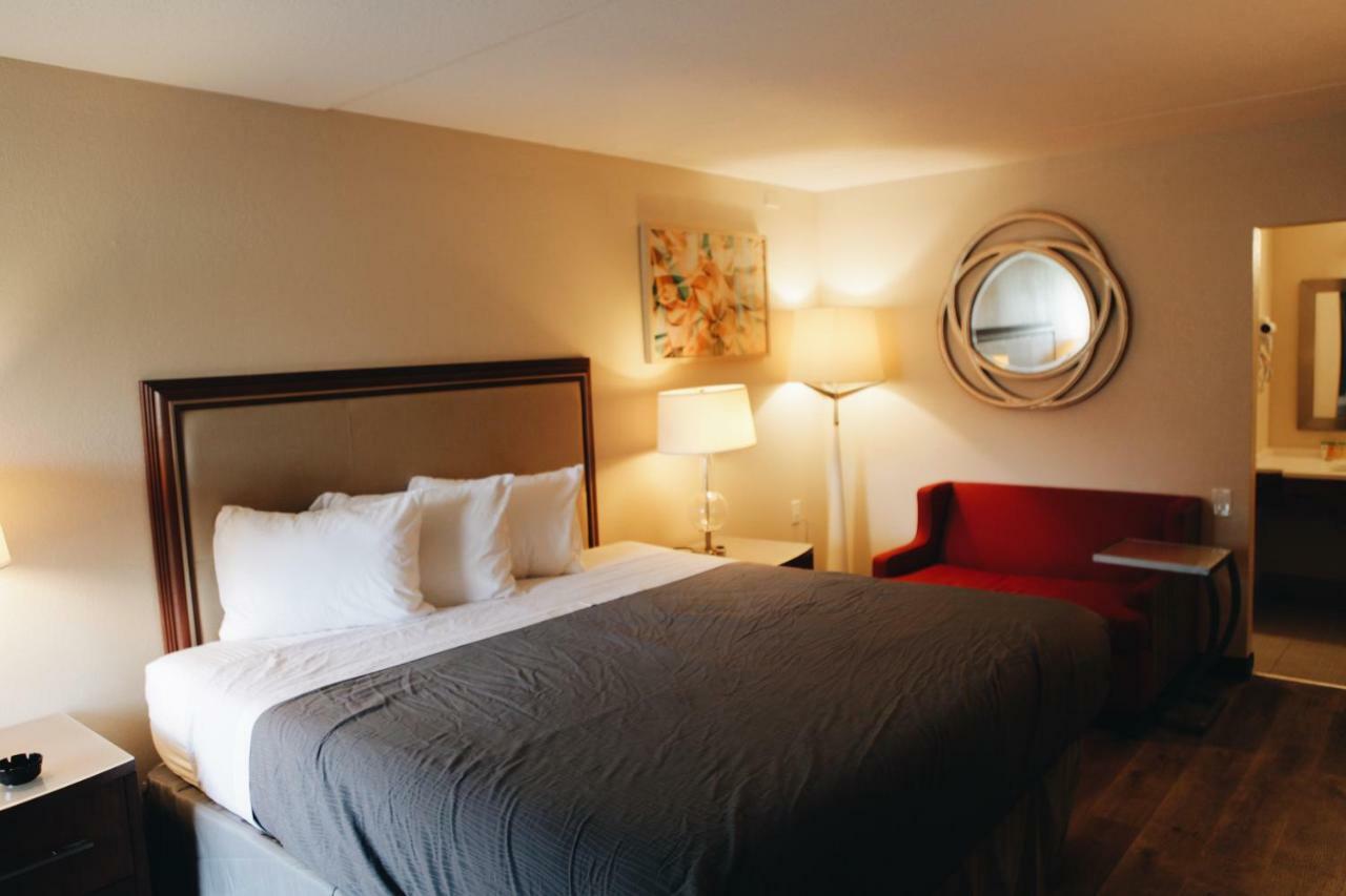 Hotel All Seasons & 2*